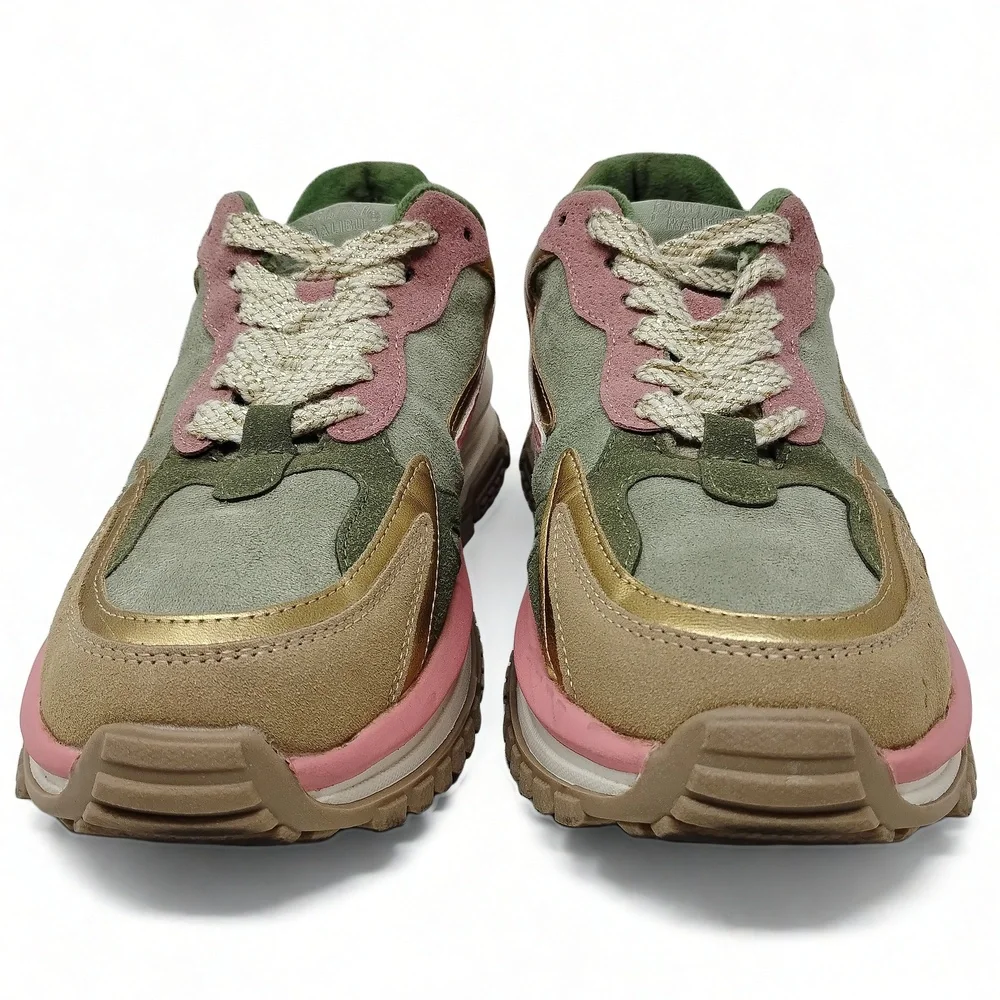 Blowfish Malibu Women Size 7.5 Suede Sneakers Streetwear Athleisure Runners